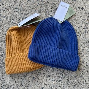 NWT goodfellow beanies - bundle of two